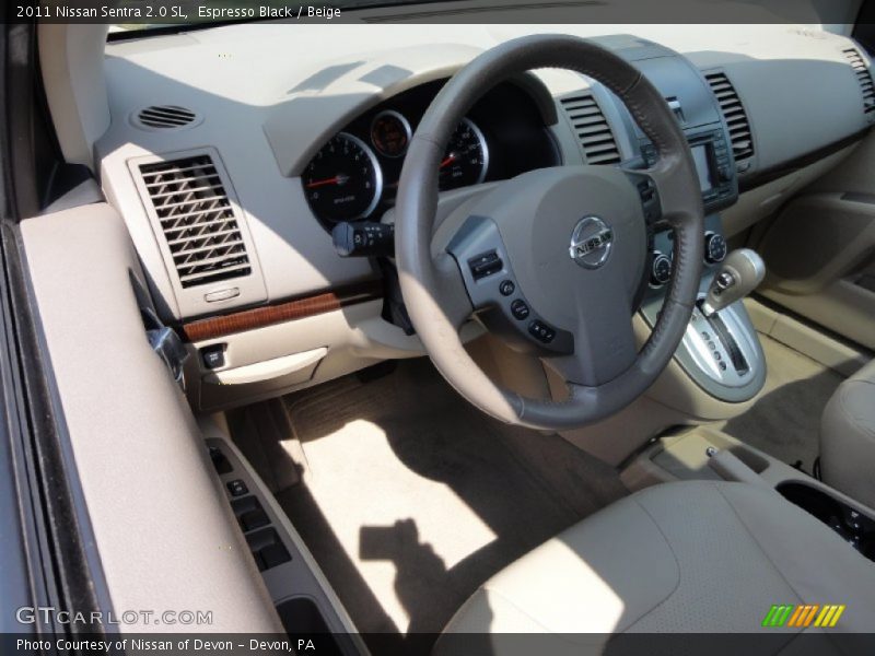 Espresso Black / Beige 2011 Nissan Sentra 2.0 SL