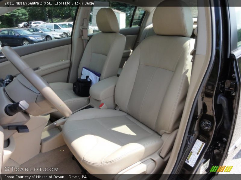 Espresso Black / Beige 2011 Nissan Sentra 2.0 SL