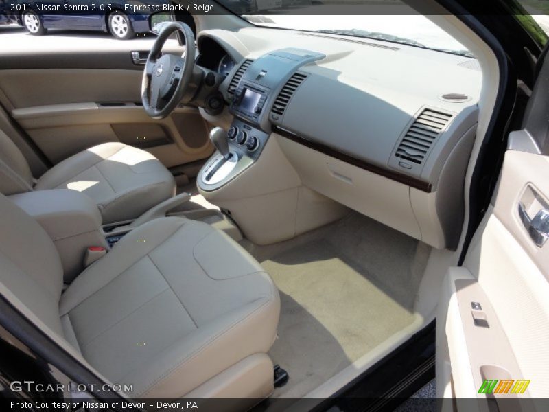 Espresso Black / Beige 2011 Nissan Sentra 2.0 SL