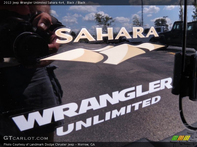 Black / Black 2013 Jeep Wrangler Unlimited Sahara 4x4