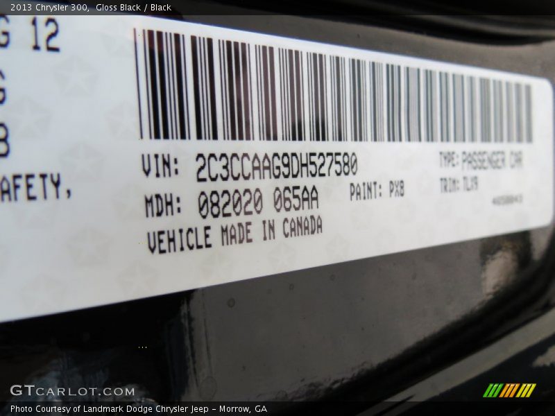 Gloss Black / Black 2013 Chrysler 300