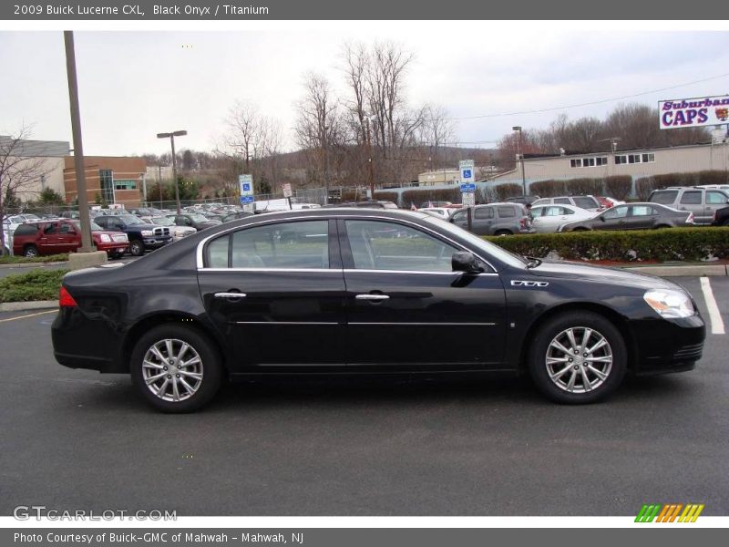 Black Onyx / Titanium 2009 Buick Lucerne CXL