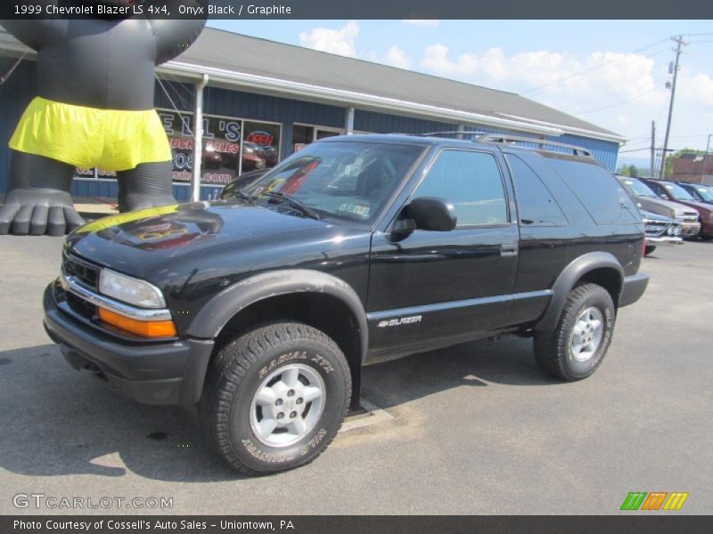 Onyx Black / Graphite 1999 Chevrolet Blazer LS 4x4