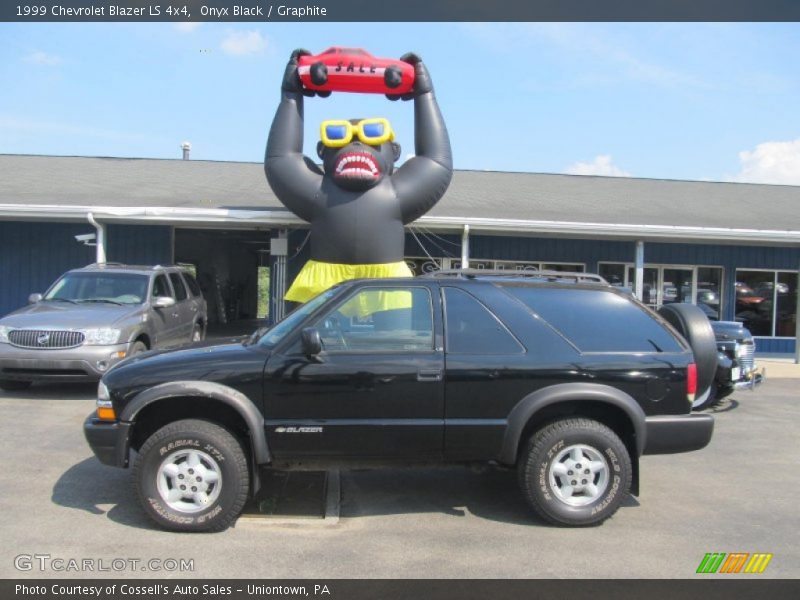  1999 Blazer LS 4x4 Onyx Black