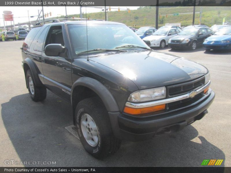 Onyx Black / Graphite 1999 Chevrolet Blazer LS 4x4