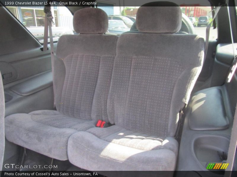 Onyx Black / Graphite 1999 Chevrolet Blazer LS 4x4