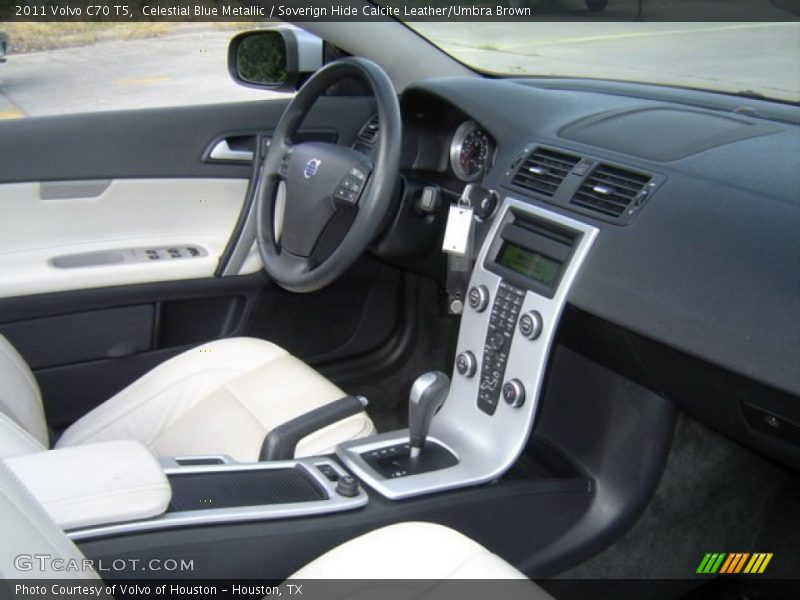 Celestial Blue Metallic / Soverign Hide Calcite Leather/Umbra Brown 2011 Volvo C70 T5