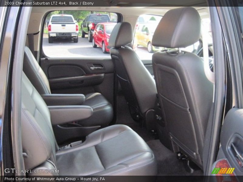 Black / Ebony 2009 Chevrolet Suburban LTZ 4x4