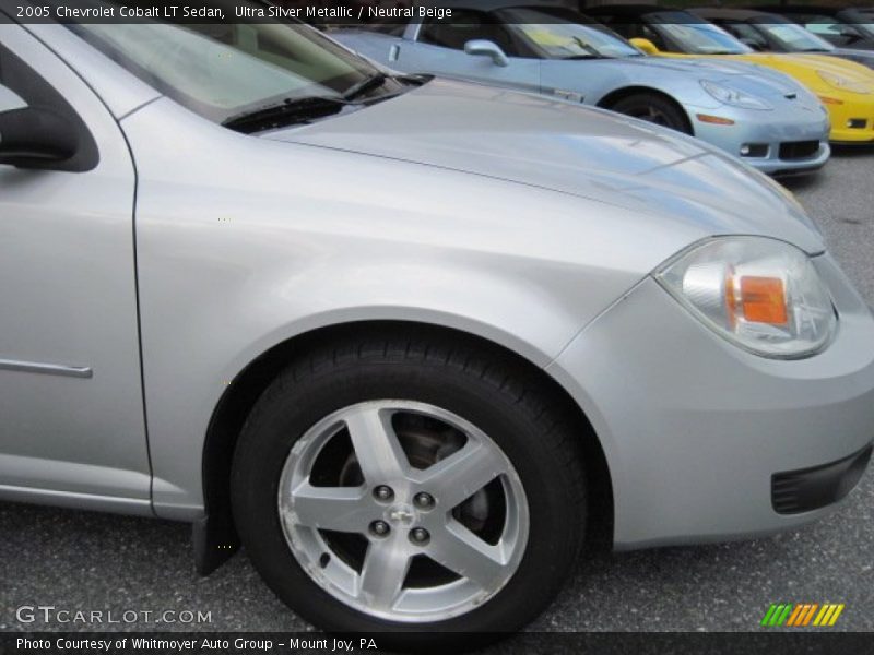 Ultra Silver Metallic / Neutral Beige 2005 Chevrolet Cobalt LT Sedan