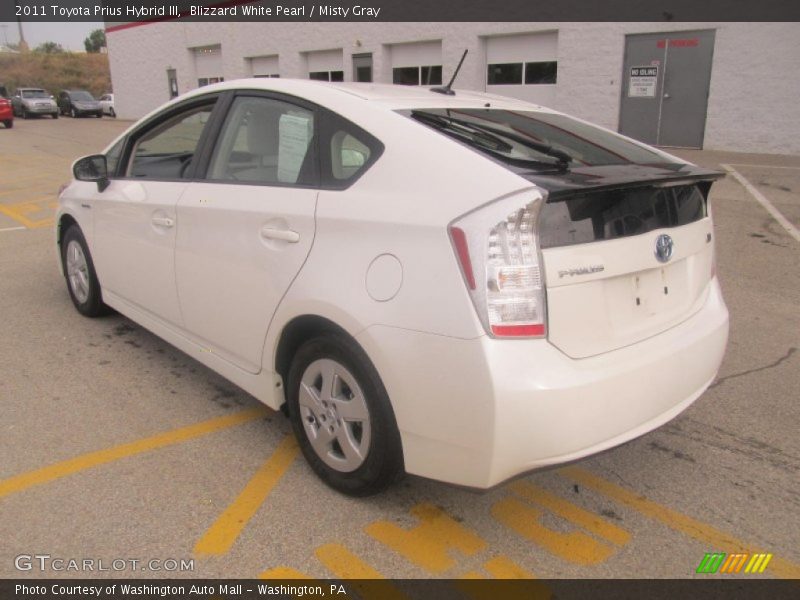 Blizzard White Pearl / Misty Gray 2011 Toyota Prius Hybrid III