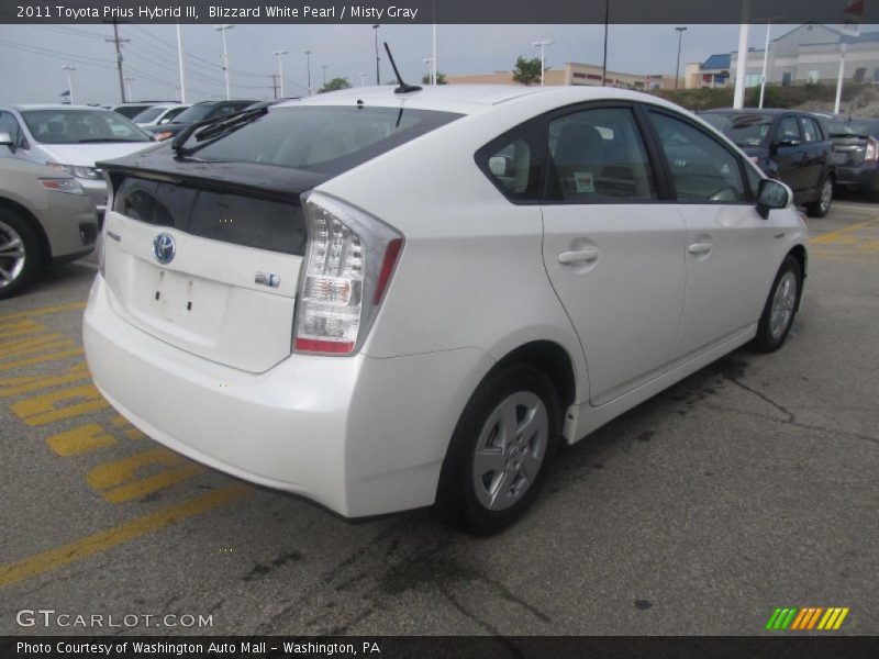 Blizzard White Pearl / Misty Gray 2011 Toyota Prius Hybrid III