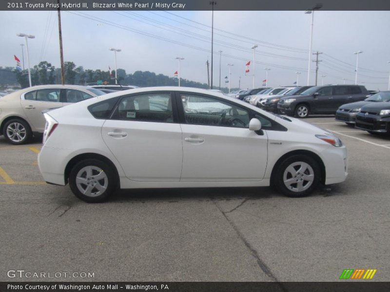 Blizzard White Pearl / Misty Gray 2011 Toyota Prius Hybrid III