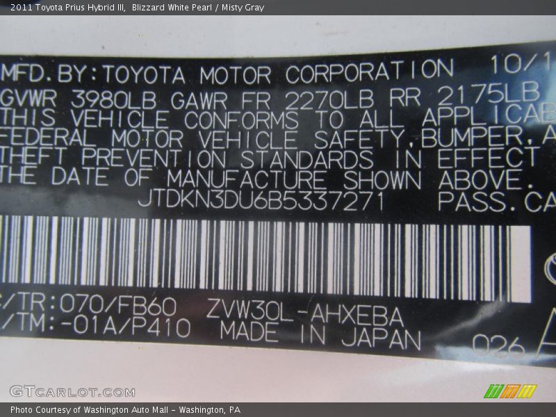Blizzard White Pearl / Misty Gray 2011 Toyota Prius Hybrid III