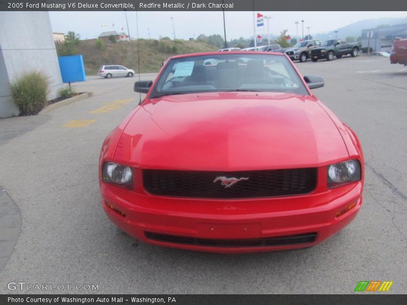 Redfire Metallic / Dark Charcoal 2005 Ford Mustang V6 Deluxe Convertible