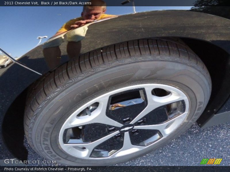 Black / Jet Black/Dark Accents 2013 Chevrolet Volt