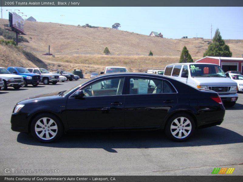 Black / Ivory 2006 Toyota Avalon Limited