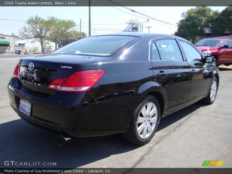 Black / Ivory 2006 Toyota Avalon Limited