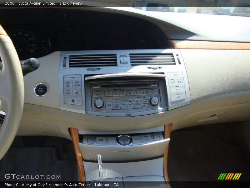 Black / Ivory 2006 Toyota Avalon Limited