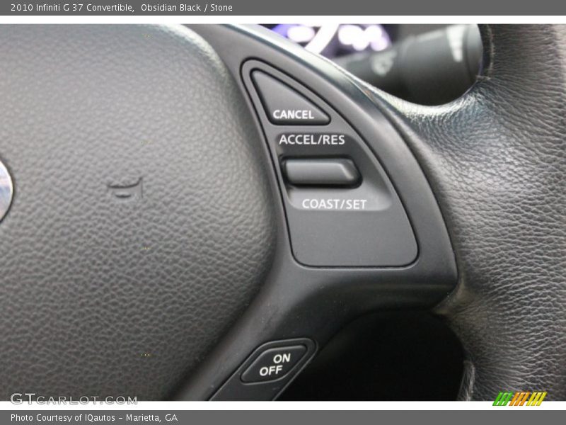 Controls of 2010 G 37 Convertible