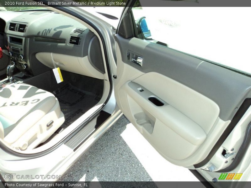 Brilliant Silver Metallic / Medium Light Stone 2010 Ford Fusion SEL