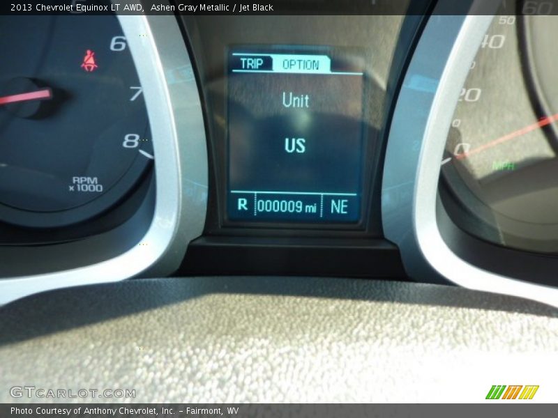 Ashen Gray Metallic / Jet Black 2013 Chevrolet Equinox LT AWD