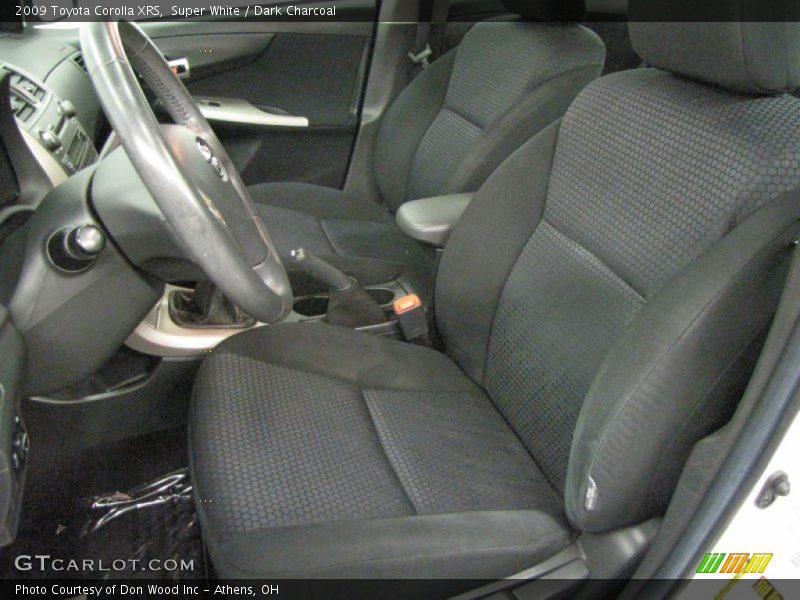 Super White / Dark Charcoal 2009 Toyota Corolla XRS