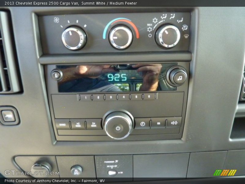 Controls of 2013 Express 2500 Cargo Van