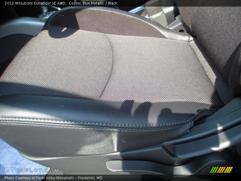 Cosmic Blue Metallic / Black 2013 Mitsubishi Outlander SE AWD