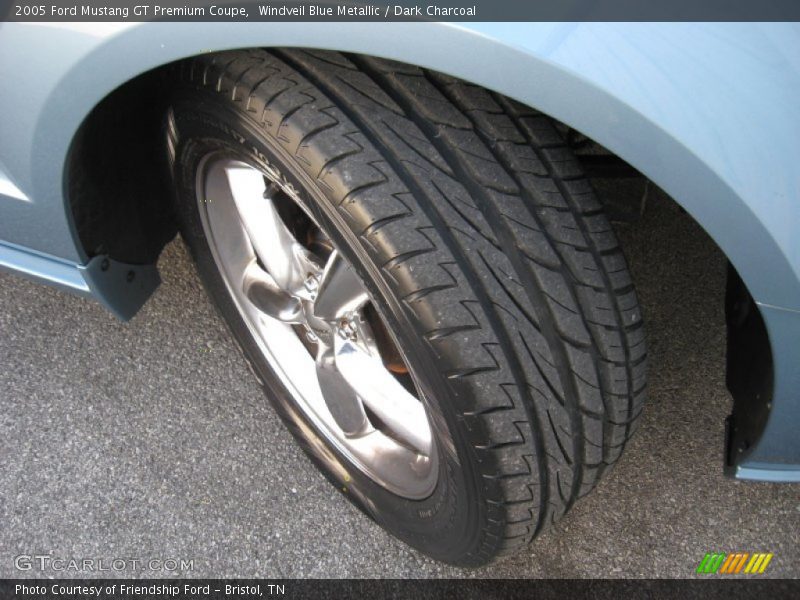 Windveil Blue Metallic / Dark Charcoal 2005 Ford Mustang GT Premium Coupe