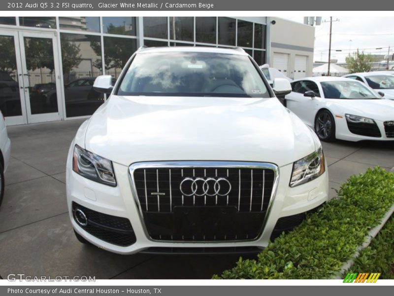 Glacier White Metallic / Cardamom Beige 2012 Audi Q5 3.2 FSI quattro