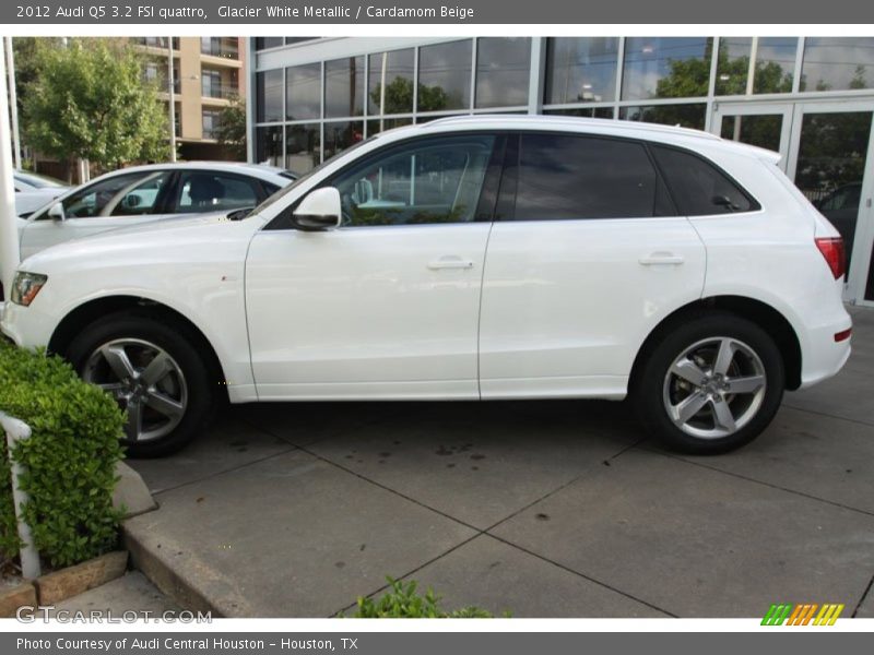 Glacier White Metallic / Cardamom Beige 2012 Audi Q5 3.2 FSI quattro