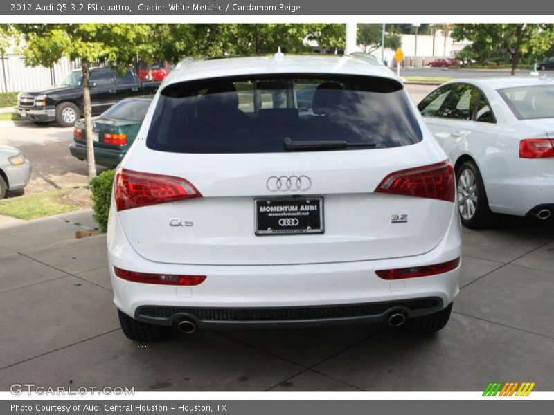 Glacier White Metallic / Cardamom Beige 2012 Audi Q5 3.2 FSI quattro