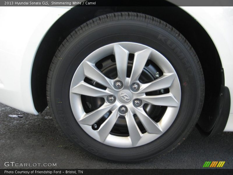 Shimmering White / Camel 2013 Hyundai Sonata GLS