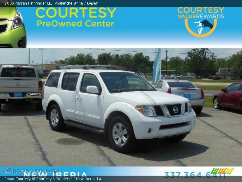 Avalanche White / Desert 2005 Nissan Pathfinder LE