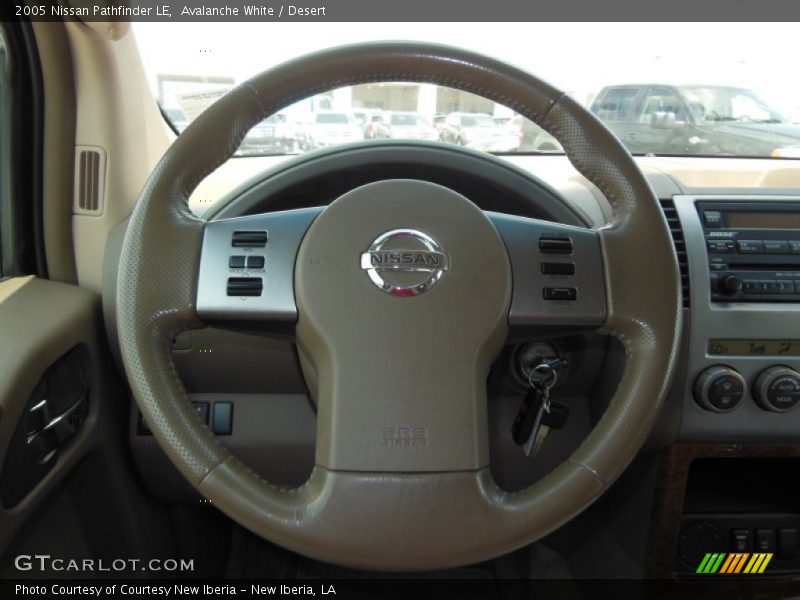 Avalanche White / Desert 2005 Nissan Pathfinder LE