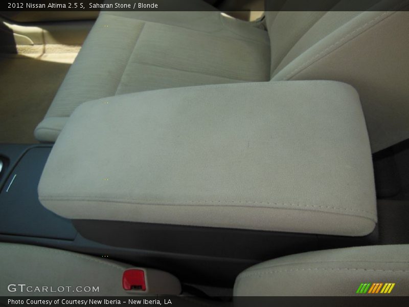 Saharan Stone / Blonde 2012 Nissan Altima 2.5 S