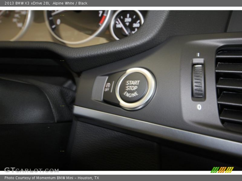 Alpine White / Black 2013 BMW X3 xDrive 28i