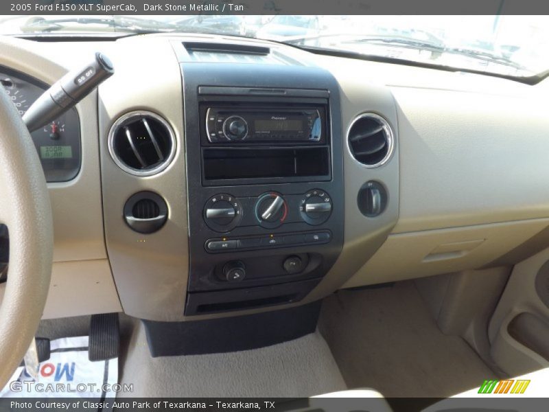 Dark Stone Metallic / Tan 2005 Ford F150 XLT SuperCab