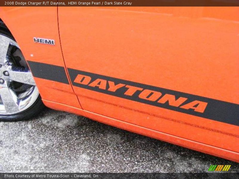 HEMI Orange Pearl / Dark Slate Gray 2008 Dodge Charger R/T Daytona