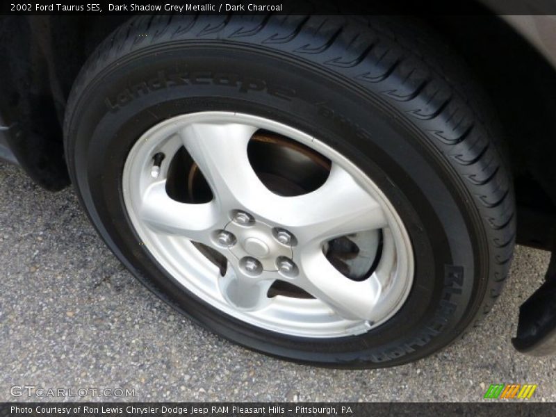 Dark Shadow Grey Metallic / Dark Charcoal 2002 Ford Taurus SES