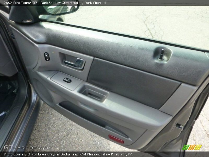 Dark Shadow Grey Metallic / Dark Charcoal 2002 Ford Taurus SES