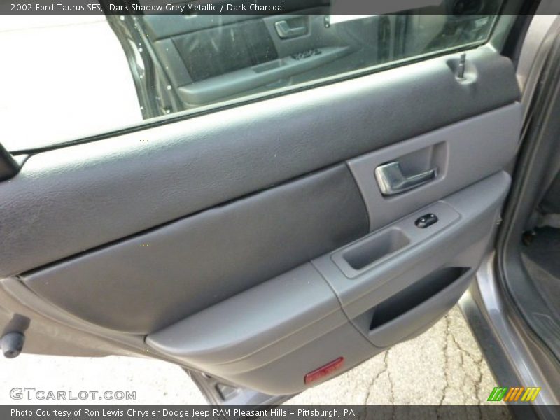 Dark Shadow Grey Metallic / Dark Charcoal 2002 Ford Taurus SES