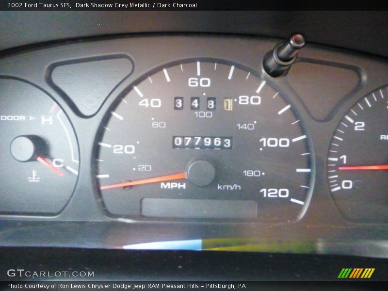 Dark Shadow Grey Metallic / Dark Charcoal 2002 Ford Taurus SES