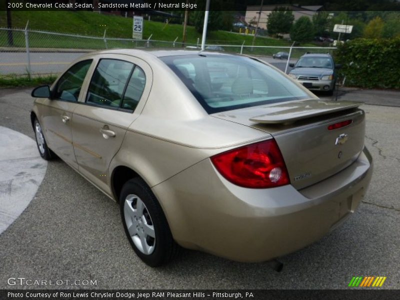 Sandstone Metallic / Neutral Beige 2005 Chevrolet Cobalt Sedan