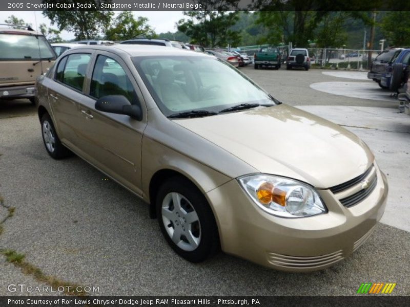 Sandstone Metallic / Neutral Beige 2005 Chevrolet Cobalt Sedan