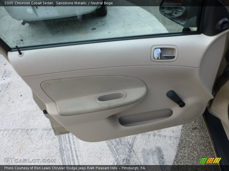 Sandstone Metallic / Neutral Beige 2005 Chevrolet Cobalt Sedan