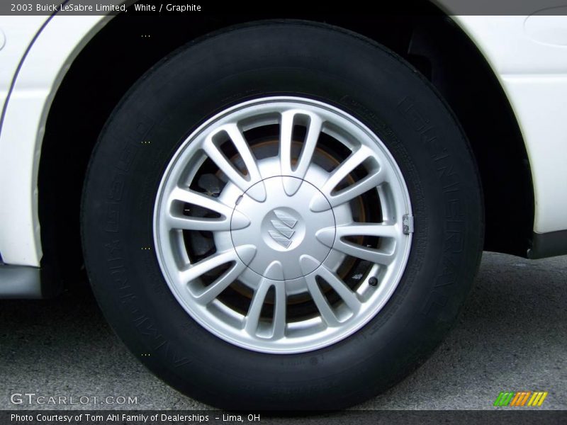 White / Graphite 2003 Buick LeSabre Limited