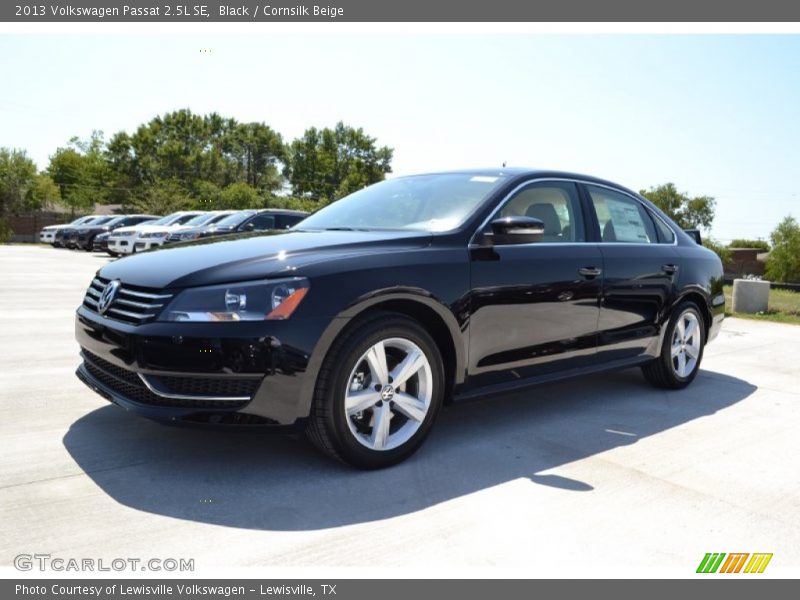 Black / Cornsilk Beige 2013 Volkswagen Passat 2.5L SE