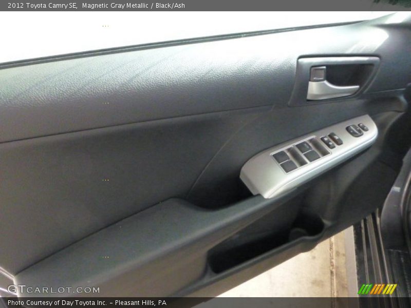 Magnetic Gray Metallic / Black/Ash 2012 Toyota Camry SE