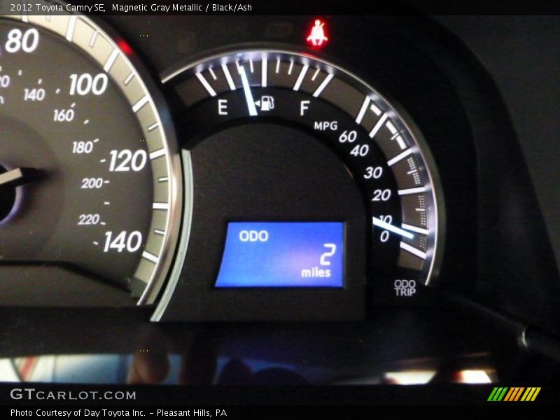 Magnetic Gray Metallic / Black/Ash 2012 Toyota Camry SE